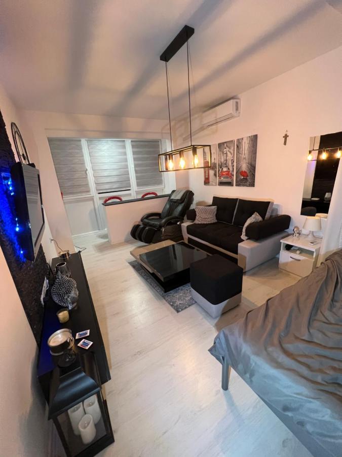 Apartman Paola - Massage Chair- 0-24 Self Check In Out- Zupanja Εξωτερικό φωτογραφία