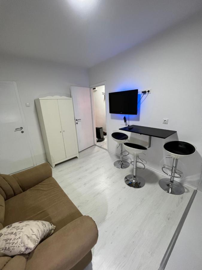 Apartman Paola - Massage Chair- 0-24 Self Check In Out- Zupanja Εξωτερικό φωτογραφία