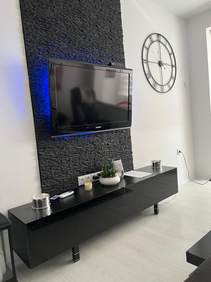 Apartman Paola - Massage Chair- 0-24 Self Check In Out- Zupanja Εξωτερικό φωτογραφία